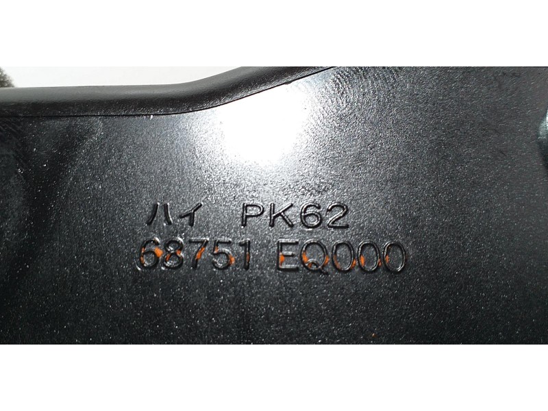 Recambio de rejilla aireadora para nissan x-trail (t30) elegance referencia OEM IAM 68751EQ000 62559 