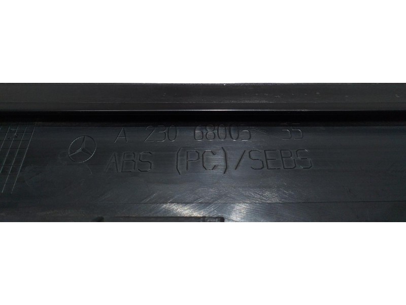 Recambio de estribo para mercedes-benz clase sl (w230) roadster 500 (230.475) referencia OEM IAM A2306800335 50965 