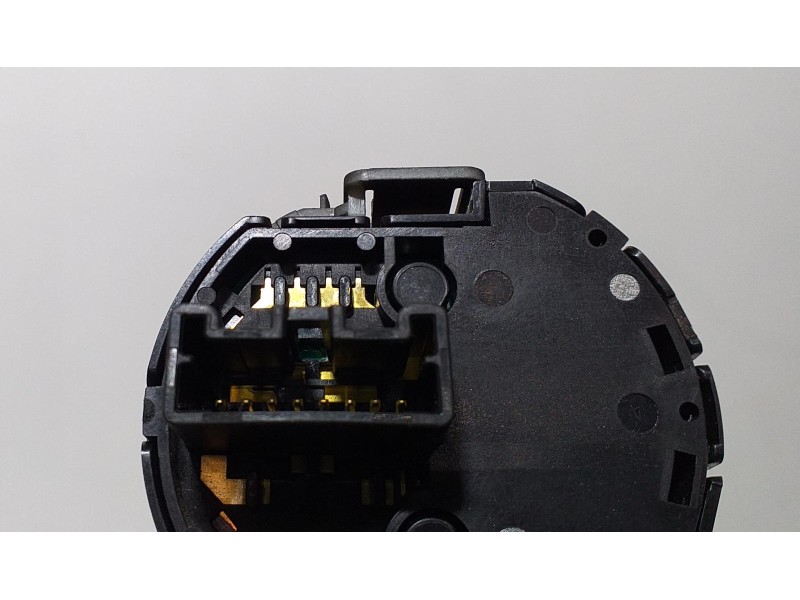 Recambio de interruptor para nissan x-trail (t30) elegance referencia OEM IAM YD22ETI 62561 