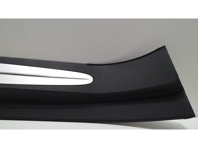 Recambio de estribo para mercedes-benz clase sl (w230) roadster 500 (230.475) referencia OEM IAM A2306800335 50965 