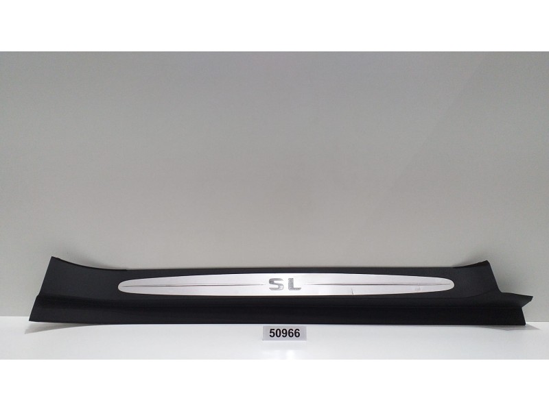 Recambio de estribo para mercedes-benz clase sl (w230) roadster 500 (230.475) referencia OEM IAM A2306800435 50966 