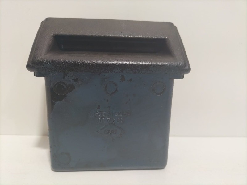Recambio de cenicero para nissan patrol (k/w160) hardtop (k160) referencia OEM IAM 3341200 79395 