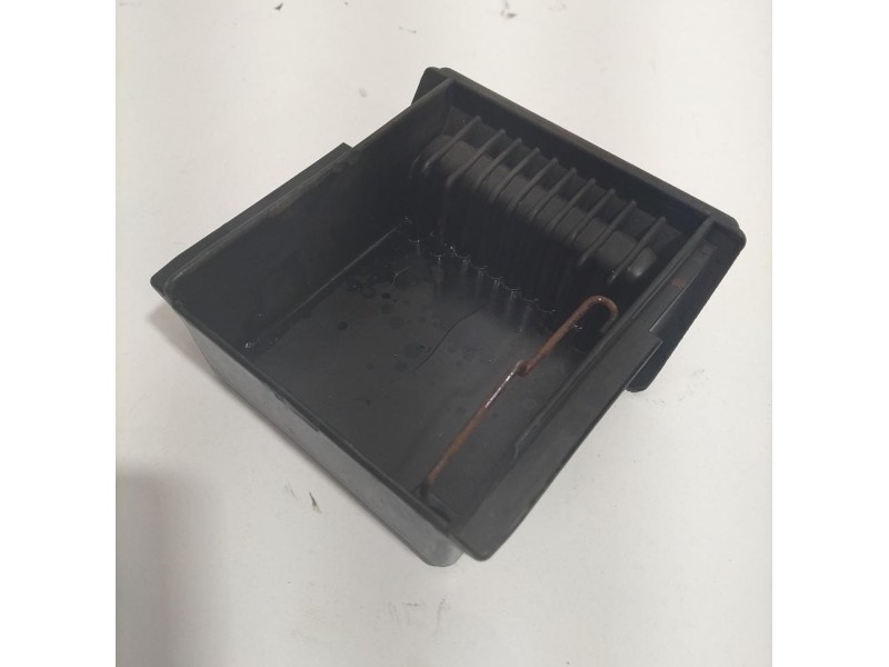 Recambio de cenicero para nissan patrol (k/w160) hardtop (k160) referencia OEM IAM 3341200 79395 