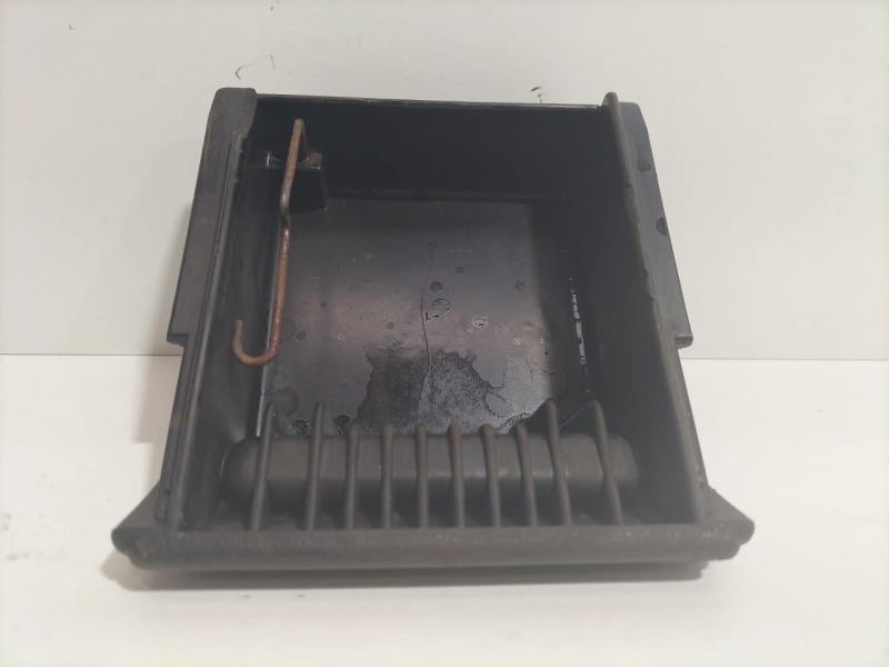 Recambio de cenicero para nissan patrol (k/w160) hardtop (k160) referencia OEM IAM 3341200 79395 