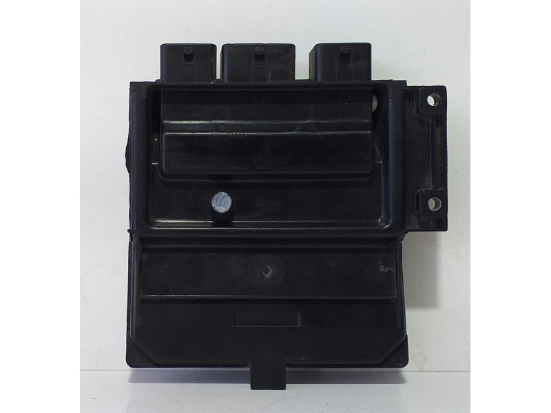 Recambio de centralita motor uce para renault scenic ii authentique referencia OEM IAM 8200334419 71232 R