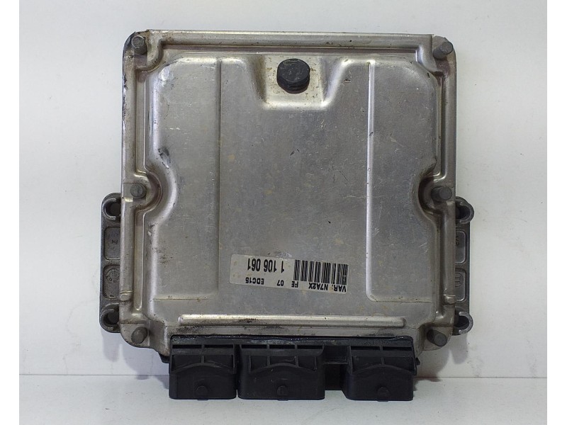 Recambio de centralita motor uce para citroën xsara berlina 2.0 hdi 66kw premier referencia OEM IAM 9642013080 71239 R
