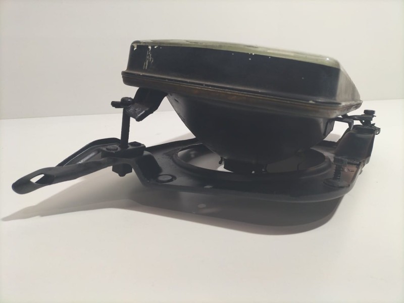 Recambio de faro derecho para toyota land cruiser j7 techo rigido motor toyota referencia OEM IAM J7 79420 