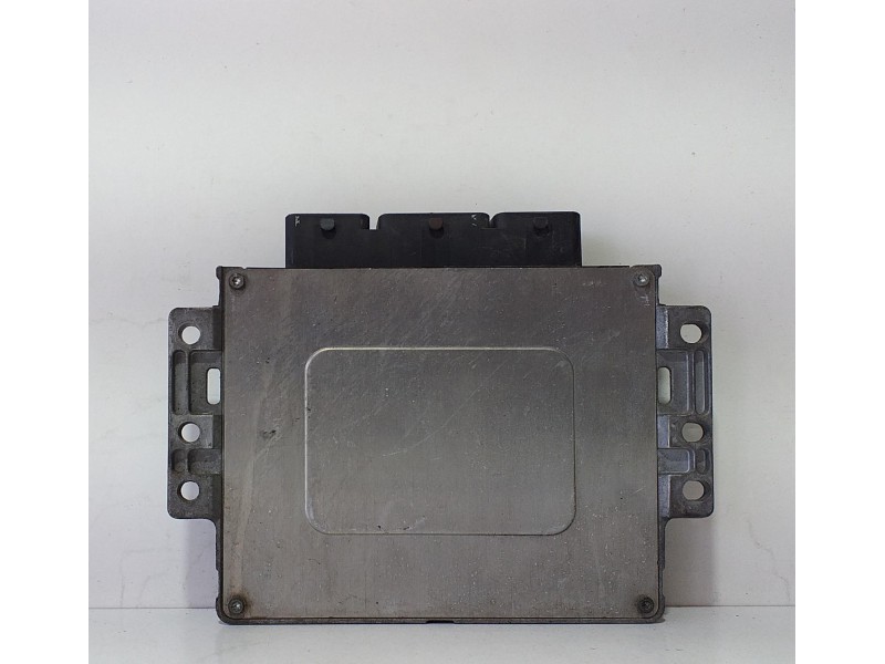 Recambio de centralita motor uce para citroën c5 berlina 1.8 16v x referencia OEM IAM 9644674980 71247 R