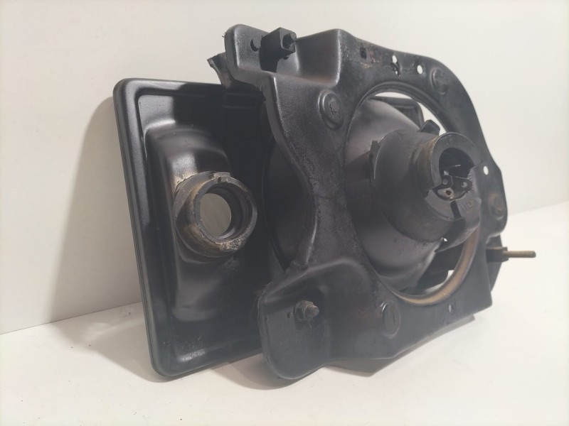 Recambio de faro izquierdo para toyota land cruiser j7 techo rigido motor toyota referencia OEM IAM J7 79421 