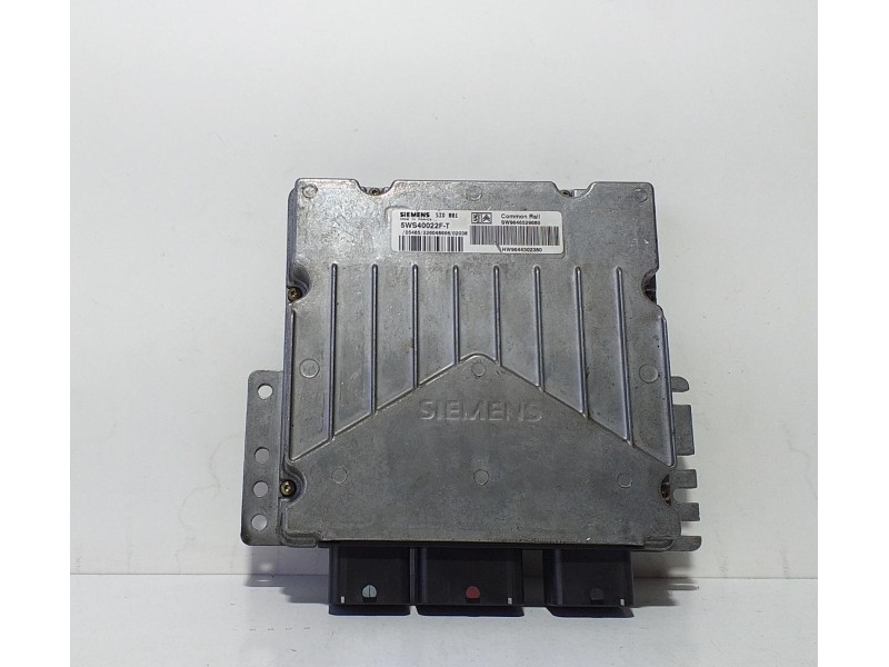 Recambio de centralita motor uce para citroën c5 berlina 2.0 hdi 90 x referencia OEM IAM 9646529680 71263 R