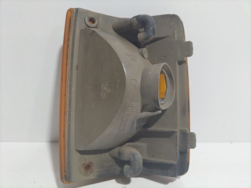 Recambio de piloto delantero derecho para isuzu trooper ubs 55 referencia OEM IAM 4JB1 79431 