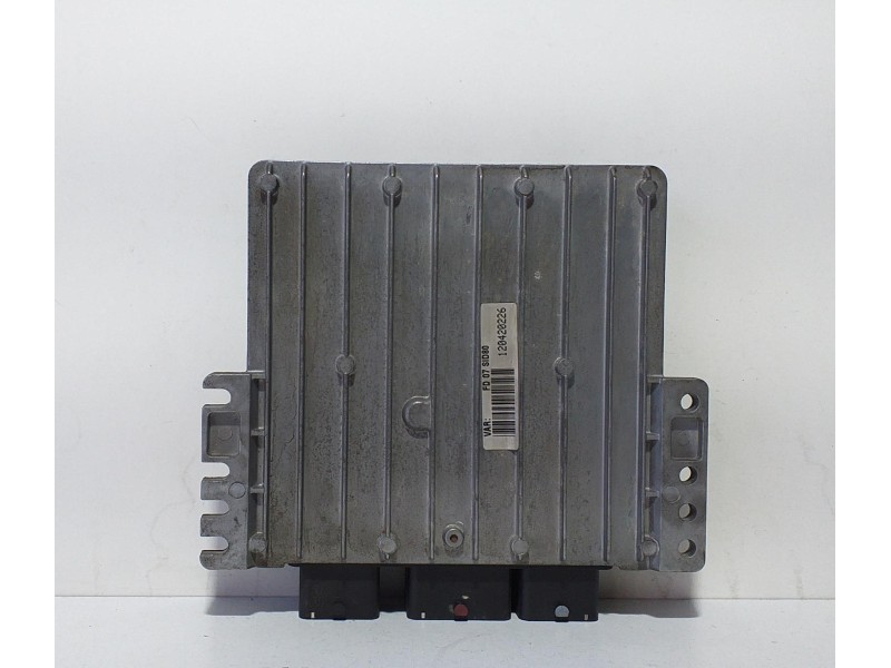 Recambio de centralita motor uce para citroën c5 berlina 2.0 hdi 90 x referencia OEM IAM 9646529680 71263 R