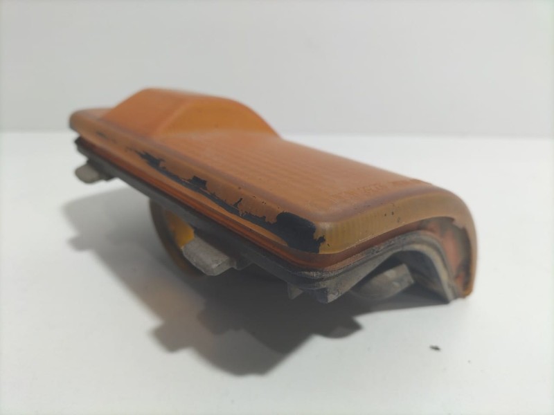 Recambio de piloto delantero derecho para isuzu trooper ubs 55 referencia OEM IAM 4JB1 79431 