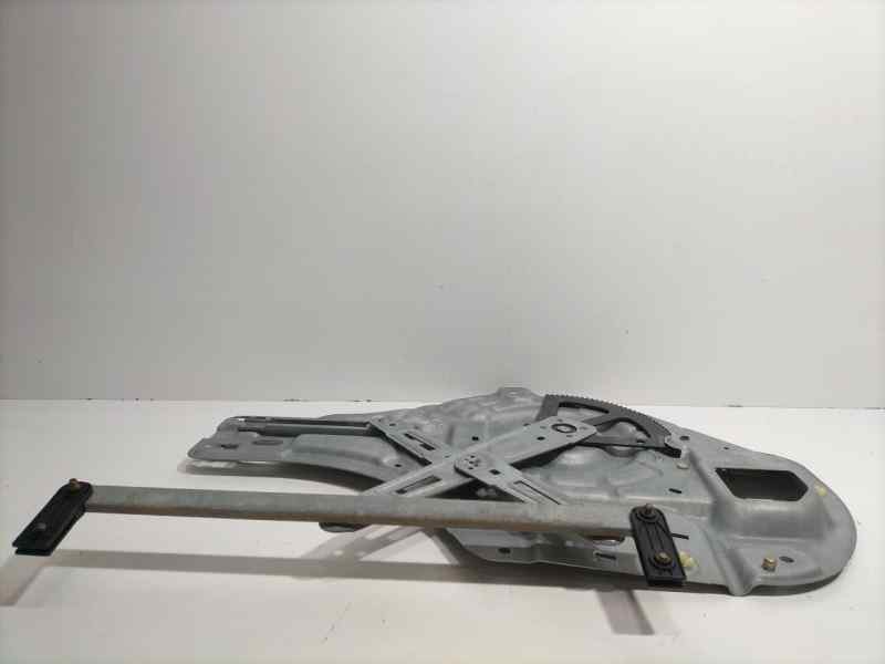 Recambio de elevalunas delantero izquierdo para hyundai tucson (jm) 2.0 crdi comfort (4wd) referencia OEM IAM 824702E010 84552 R