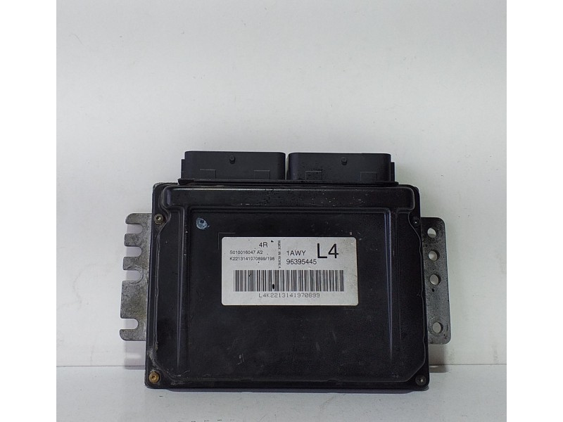 Recambio de centralita motor uce para chevrolet lacetti se referencia OEM IAM 96395445 71288 R