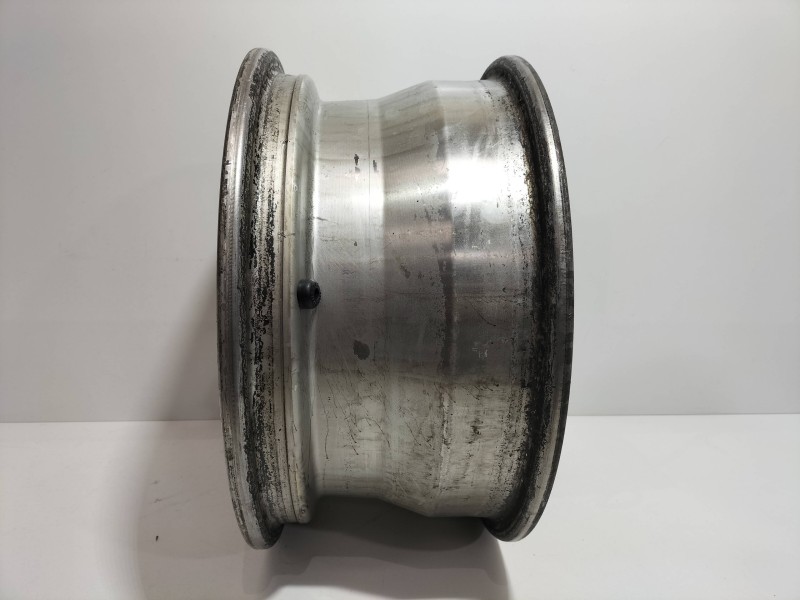 Recambio de llanta para mitsubishi l 200 (k6/7) 2500 td glx (4-ptas.) referencia OEM IAM J15X7JJ10 79463 