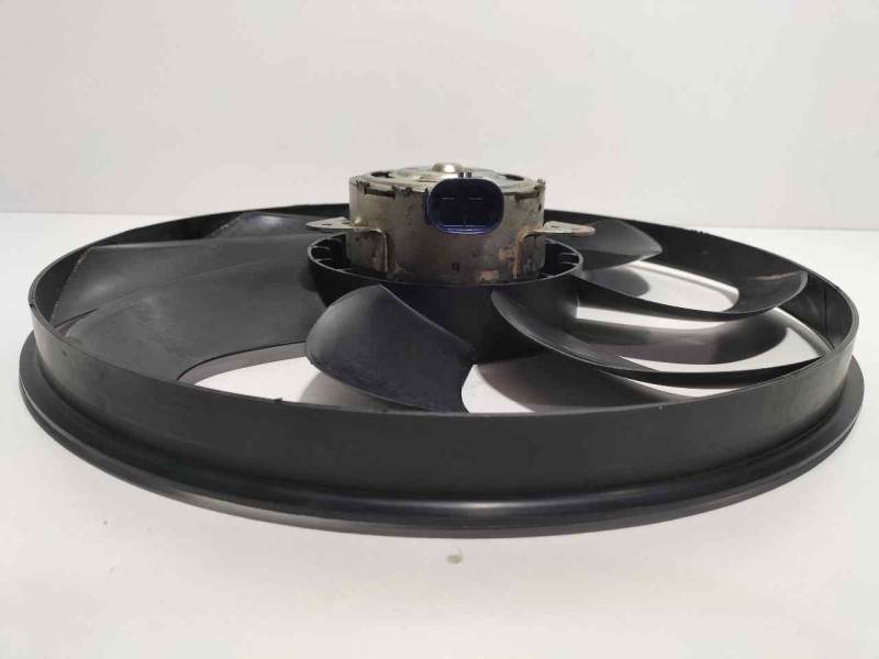 Recambio de electroventilador para dacia dokker stepway referencia OEM IAM 5000992 79480 