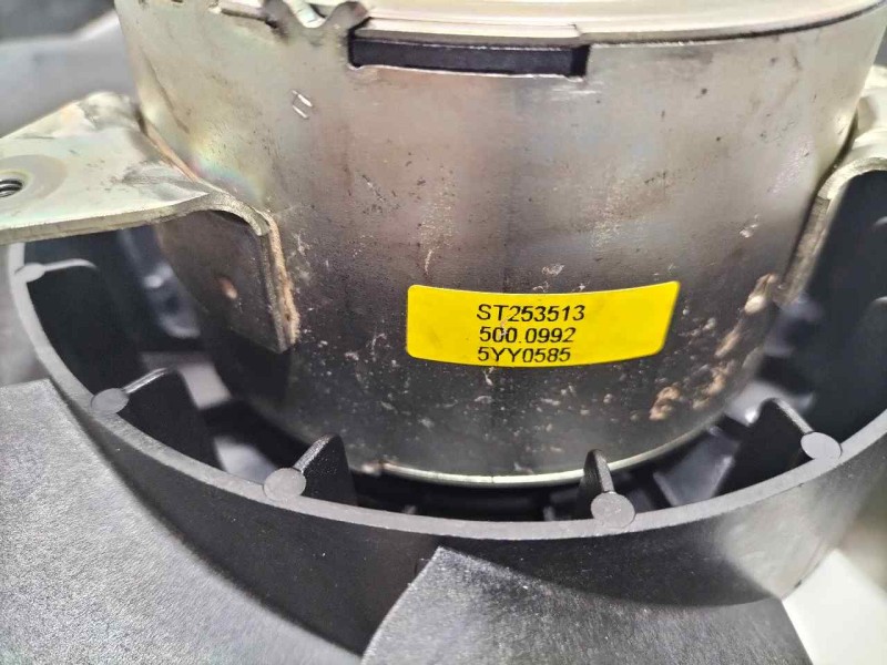 Recambio de electroventilador para dacia dokker stepway referencia OEM IAM 5000992 79480 