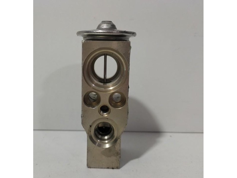 Recambio de valvula expansion para peugeot 306 berlina 3/4/5 puertas (s2) referencia OEM IAM 740136513F 79447 