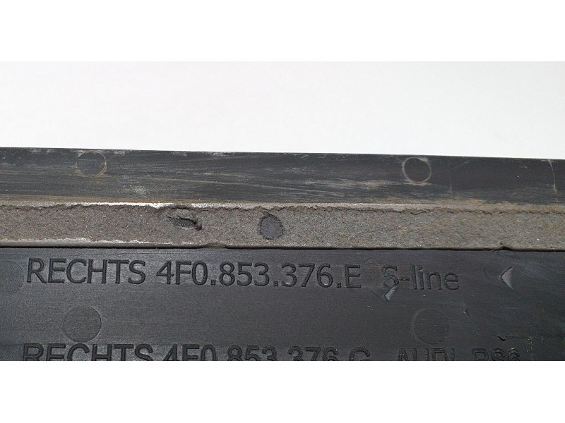 Recambio de molduras traseras para audi s6 berlina (4f2) 5.2 referencia OEM IAM 4F0853376E 62732 