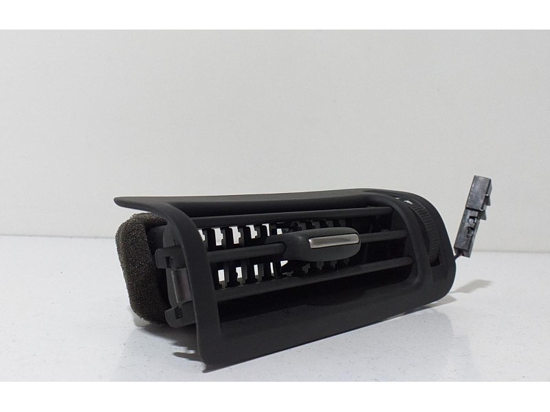 Recambio de rejilla aireadora para audi s6 berlina (4f2) 5.2 referencia OEM IAM 4F0819383A 62739 