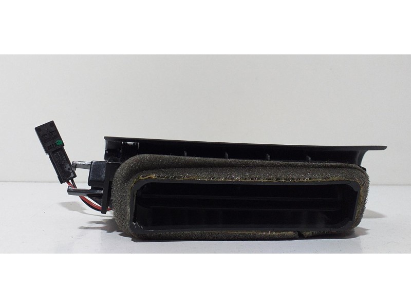 Recambio de rejilla aireadora para audi s6 berlina (4f2) 5.2 referencia OEM IAM 4F0819383A 62739 