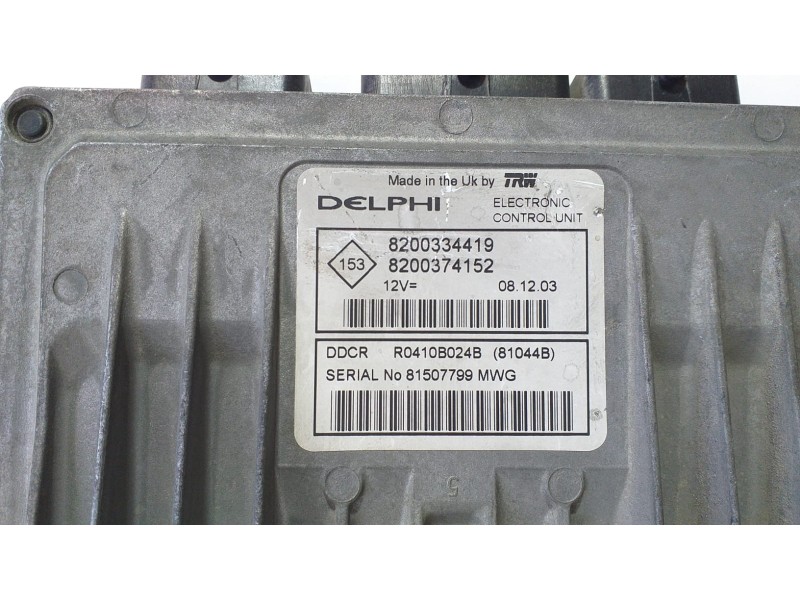 Recambio de centralita motor uce para renault scenic ii confort authentique referencia OEM IAM 8200334419 71381 R