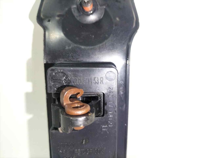 Recambio de maneta exterior lateral derecha para dacia dokker stepway referencia OEM IAM 806067153R 79503 