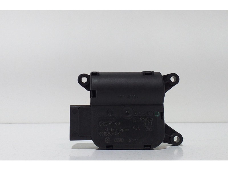 Recambio de motor apertura trampillas climatizador para audi s6 berlina (4f2) 5.2 referencia OEM IAM 0132801358 62791 