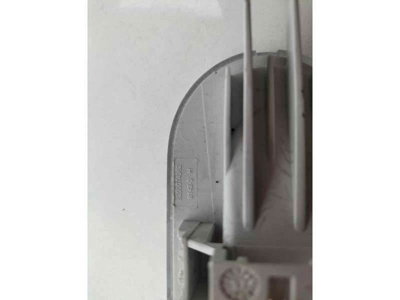 Recambio de luz interior para dacia dokker stepway referencia OEM IAM 8200074362 79520 