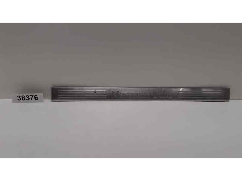 Recambio de guarnecido puerta delantera derecha para mercedes-benz clase e (w212) familiar 220 cdi blueefficiency (212.202) refe