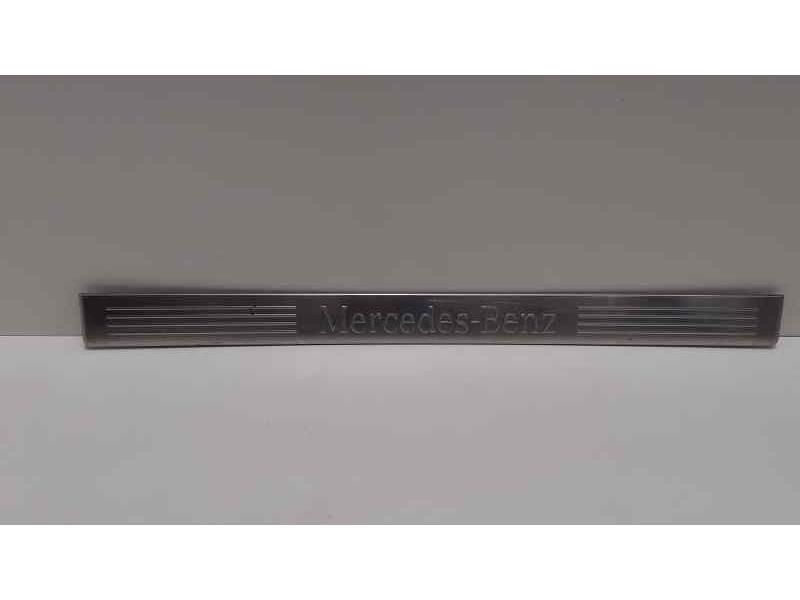 Recambio de guarnecido puerta delantera derecha para mercedes-benz clase e (w212) familiar 220 cdi blueefficiency (212.202) refe