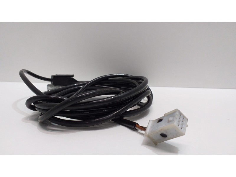 Recambio de antena para mercedes-benz clase sl (w230) roadster 500 (230.475) referencia OEM IAM A2308200675 51130 