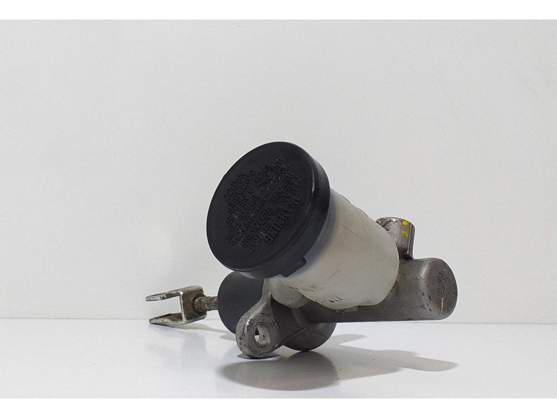 Recambio de bomba embrague para nissan terrano/terrano.ii (r20) comfort referencia OEM IAM TD27TI 62905 