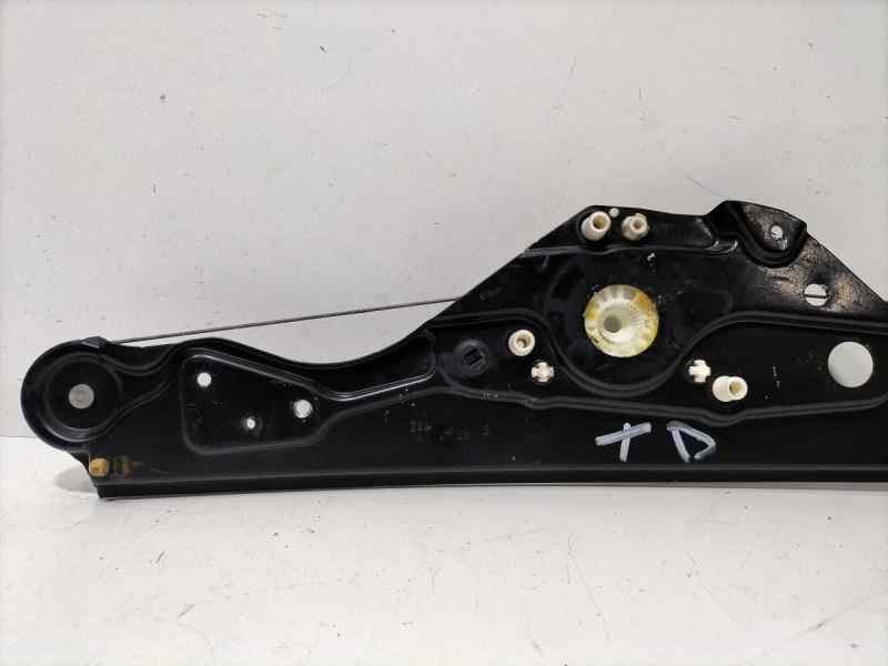 Recambio de elevalunas trasero derecho para mercedes-benz clase e (w211) berlina e 320 cdi (211.026) referencia OEM IAM A2117300