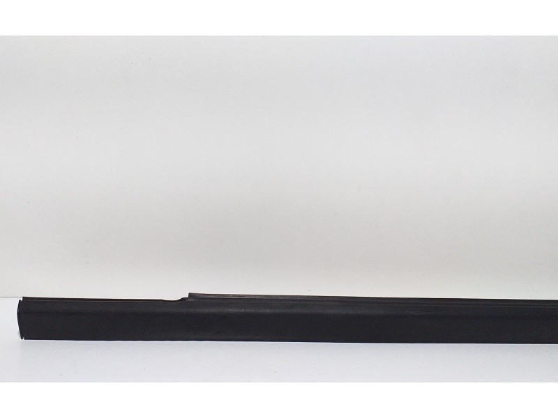 Recambio de molduras delanteras para nissan terrano/terrano.ii (r20) comfort referencia OEM IAM TD27TI 62935 