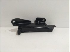 Recambio de soporte / guia puerta corredera para dacia dokker stepway referencia OEM IAM 824305251RD 79596 