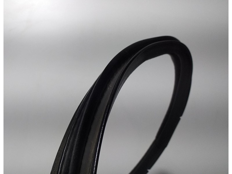 Recambio de goma contorno para nissan terrano/terrano.ii (r20) comfort referencia OEM IAM TD27TI 62953 