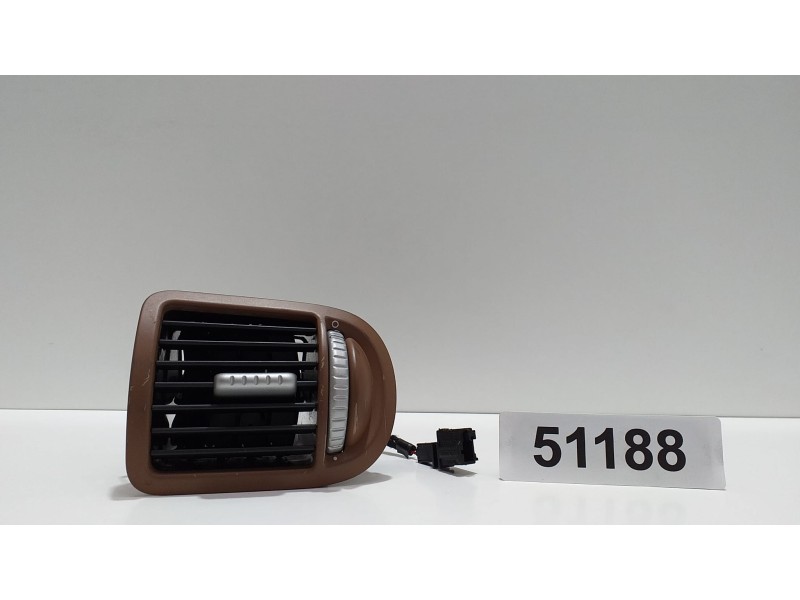 Recambio de rejilla aireadora para porsche cayenne (typ 9pa) 4.5 v8 cat referencia OEM IAM 7L5819704A 51188 