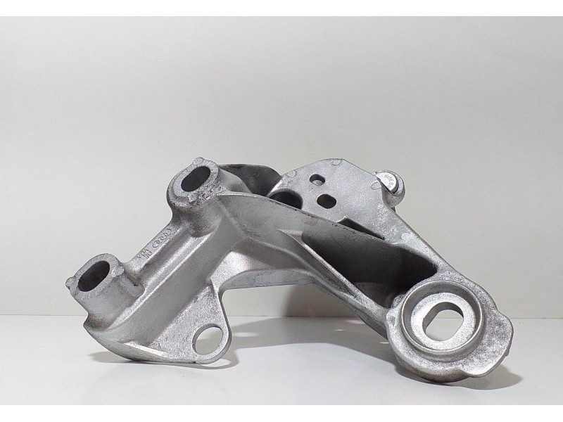 Recambio de soporte motor izquierdo para audi s6 berlina (4f2) 5.2 referencia OEM IAM 4F0199351Q 62974 