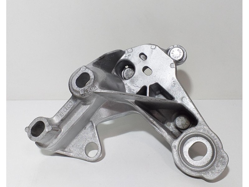 Recambio de soporte motor izquierdo para audi s6 berlina (4f2) 5.2 referencia OEM IAM 4F0199351Q 62974 