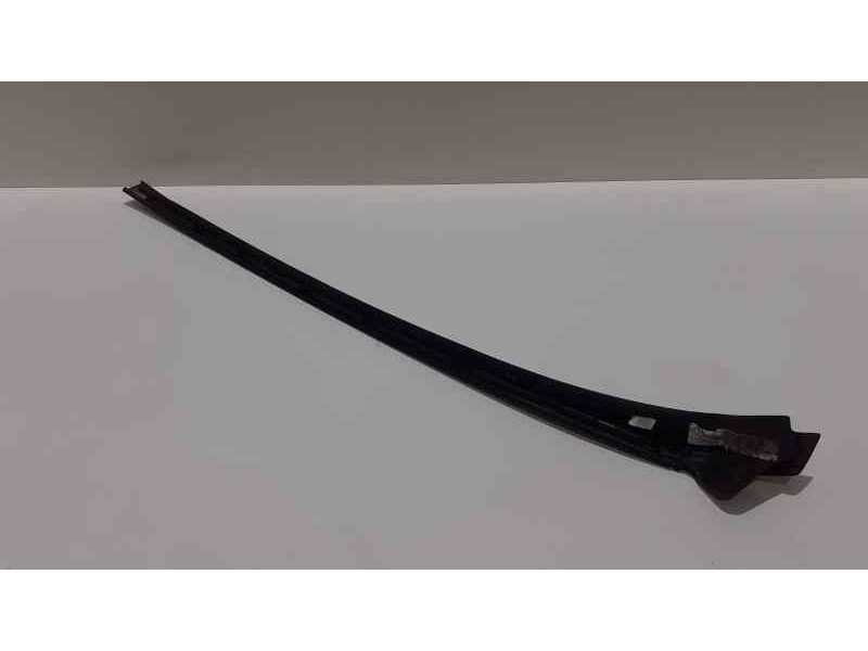 Recambio de molduras delanteras para mercedes-benz clase e (w212) familiar 220 cdi blueefficiency (212.202) referencia OEM IAM A