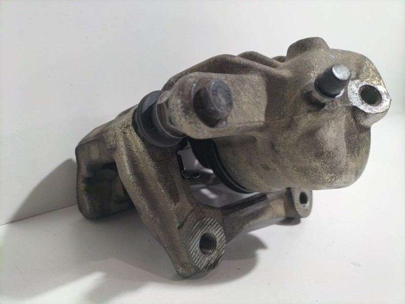 Recambio de pinza freno delantera izquierda para dacia dokker stepway referencia OEM IAM 7701208332 79559 