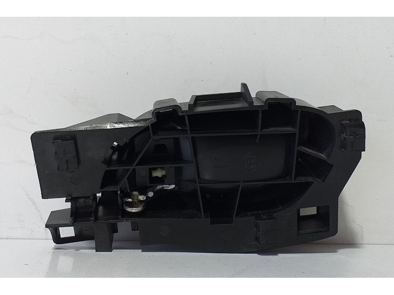 Recambio de maneta interior delantera derecha para peugeot 208 access referencia OEM IAM 96555516VV 71637 R