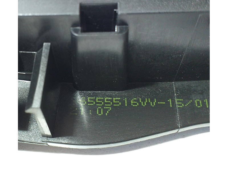 Recambio de maneta interior delantera derecha para peugeot 208 access referencia OEM IAM 96555516VV 71637 R