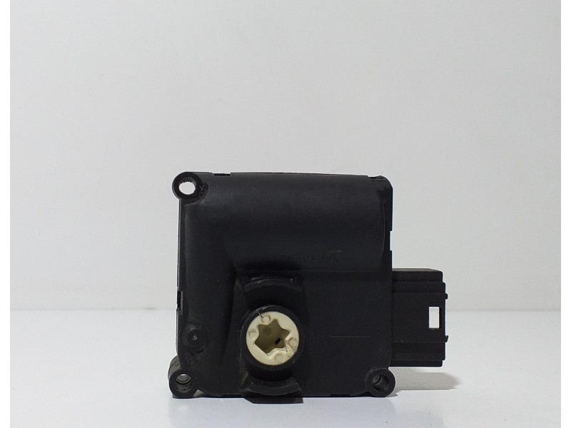 Recambio de motor apertura trampillas climatizador para audi s6 berlina (4f2) 5.2 referencia OEM IAM 4F0820511A 63022 