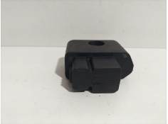 Recambio de molduras delanteras para dacia dokker stepway referencia OEM IAM 824464398R 79572  2