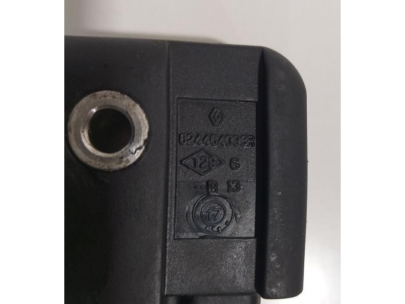 Recambio de molduras delanteras para dacia dokker stepway referencia OEM IAM 824464398R 79572 