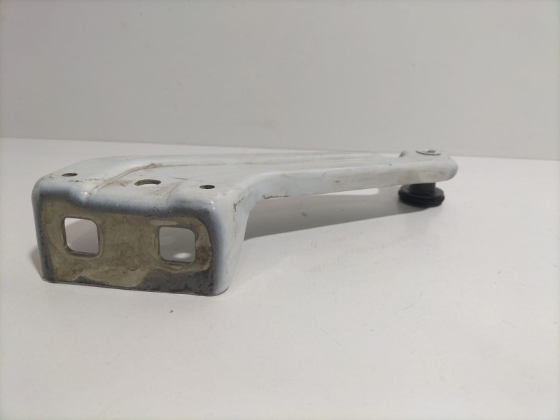 Recambio de bisagra puerta trasera izquierda para dacia dokker stepway referencia OEM IAM 777957489R 79574 