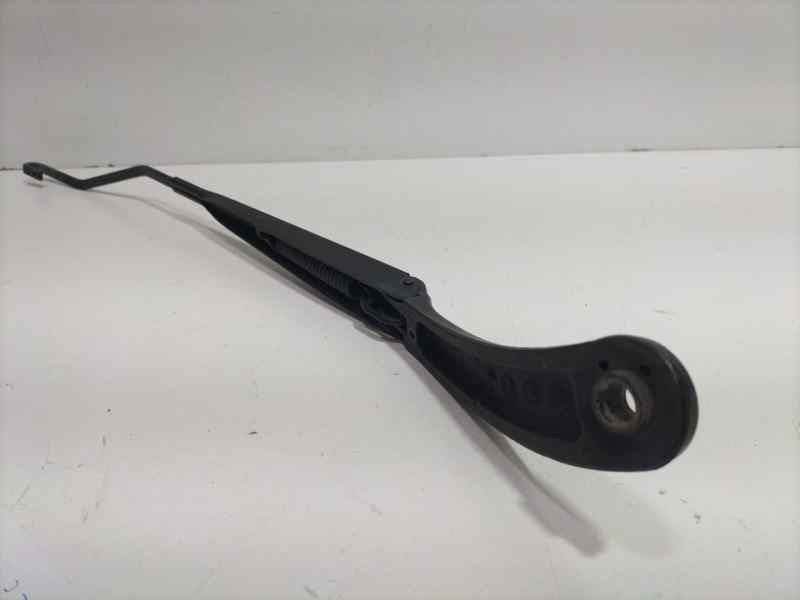 Recambio de brazo limpia delantero izquierdo para renault megane ii coupe/cabrio confort authentique referencia OEM IAM 82000369